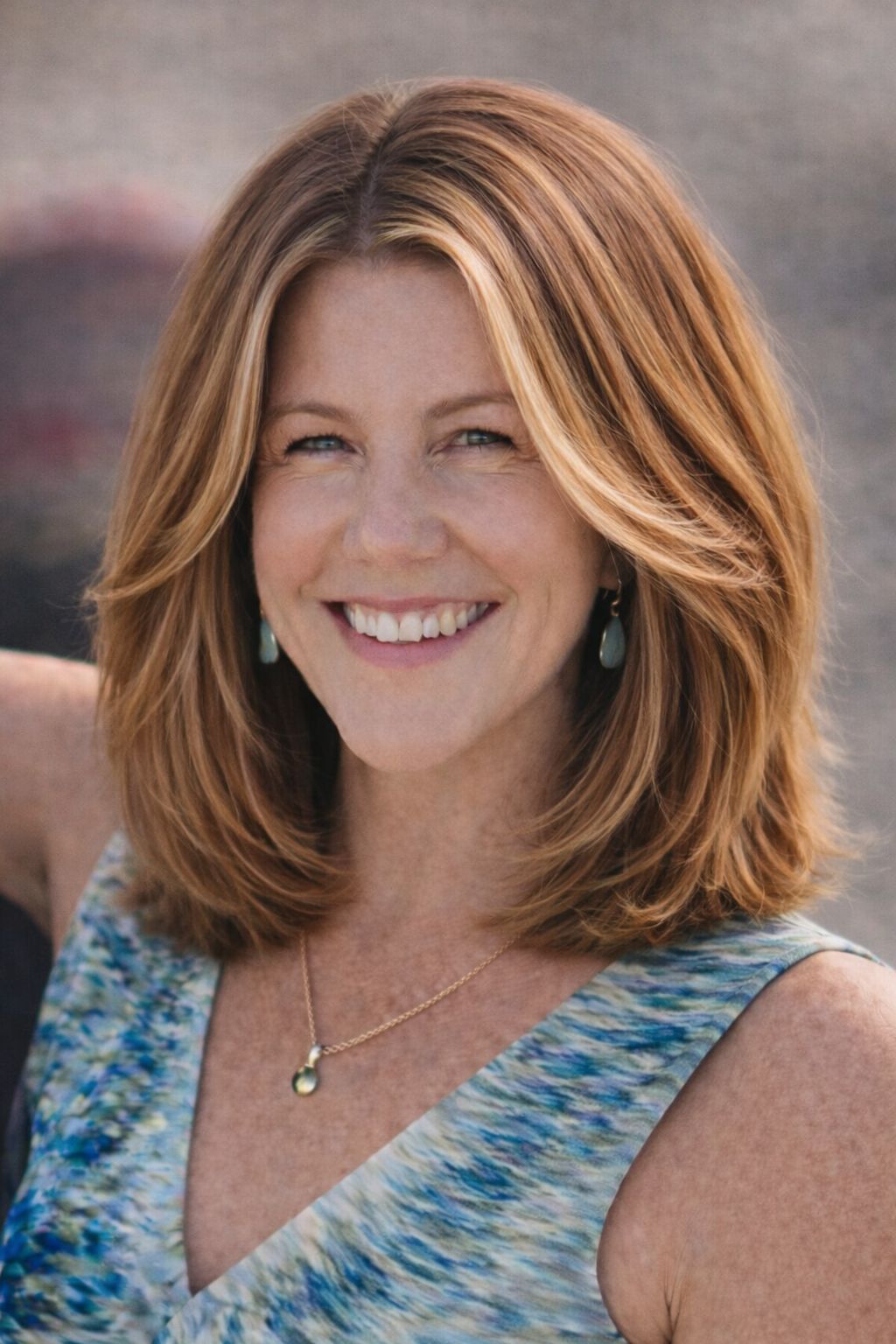 Women’s Haircuts & Styles